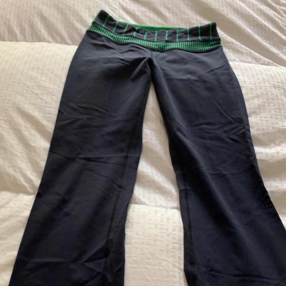 Lululemon groove pants